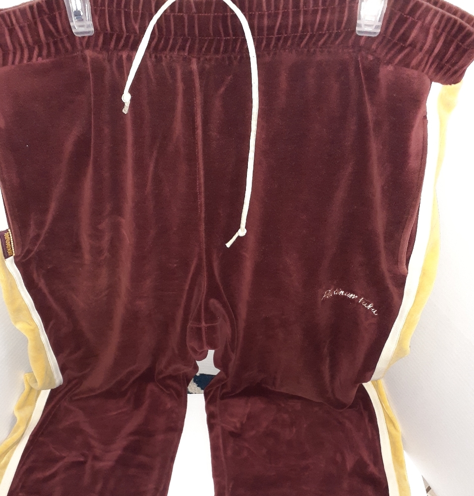 FUBU Platinum Harlem Globetrotters 1927 SweatPants